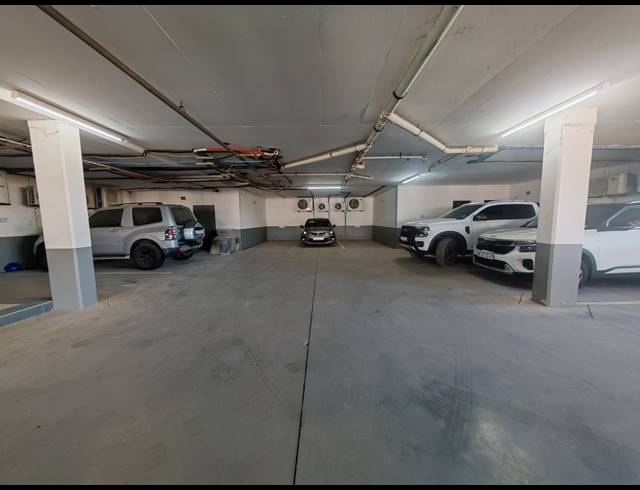 132M² OFFICE TO LET IN MEYERSDAL